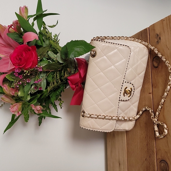 Vintage Small Chanel Classic Single Flap Quilted Caviar Shouler Bag
